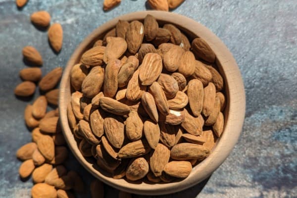 تصویر 5 از قیمت و خرید مغز بادام درختی شاهرودی + فروش ارزان